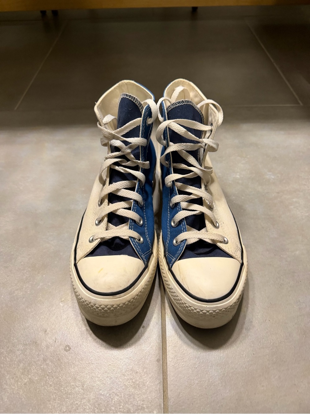 Converse White and Blue high-Top Sneaker